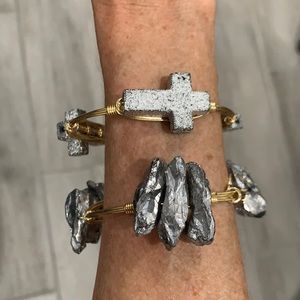 NWOT BOURBON AND BOWETIES BANGLES